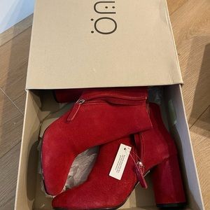 Urban Outfitters boots NWT
